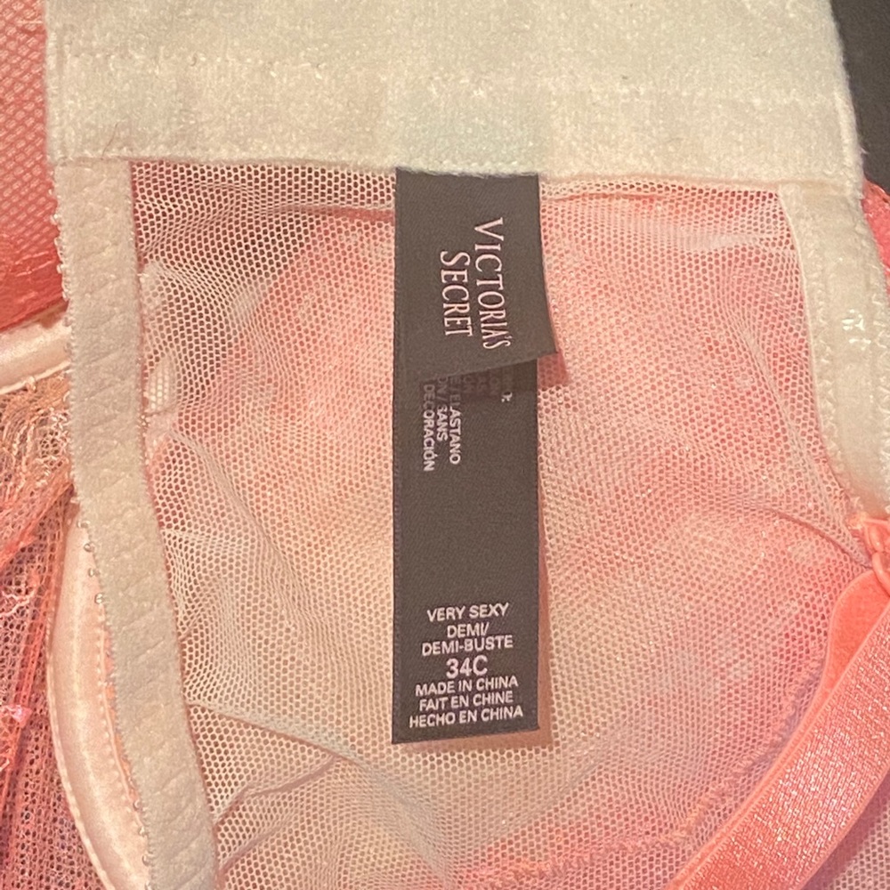 Bra - Picture 2 of 2